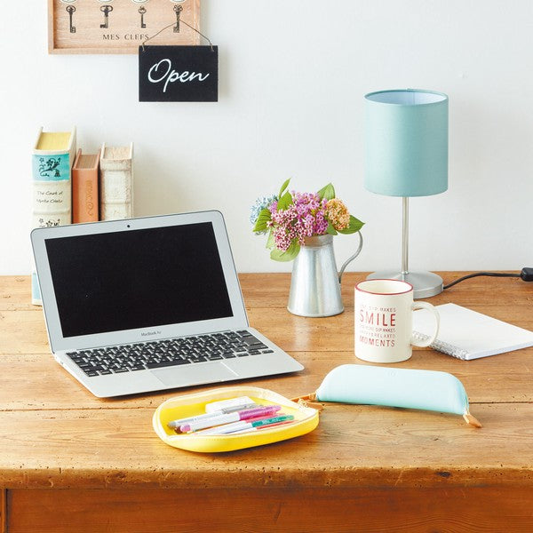 Pen Case Pouch Presents Silicon