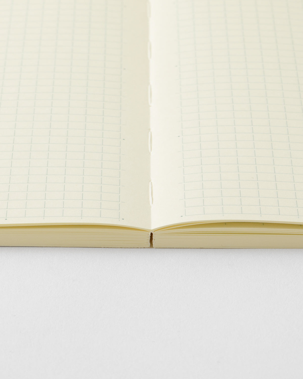 Midori MD Notebook A7 Grid – 方眼罫 Grid