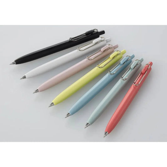 Uni - Ball One F Gel Ink Ballpoint Pen - Note and Nib